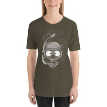 Load image into Gallery viewer, Diver Skull T-Shirt - Tees Arena | TeesArena.com